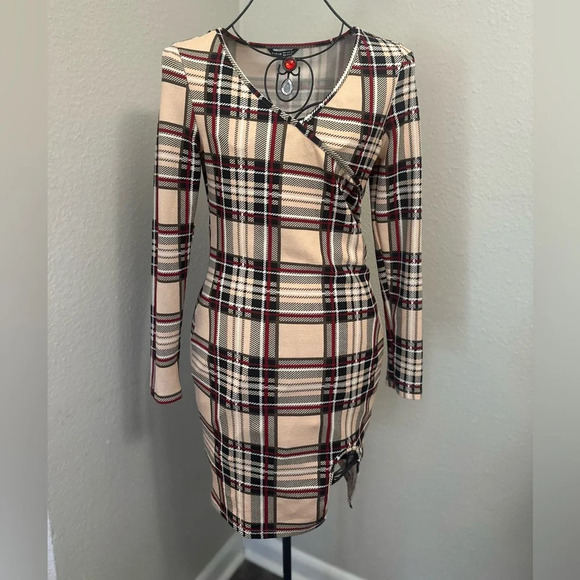 SHEIN Pink and Black Long Sleeve Bodycon Dress - Picture 3 of 6